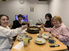 みんなで食べてお祝いします。小樽就労工賃高い。「らしくホームの誕生日パーティー②(女性寮編) / 小樽共同生活援助らしくホーム」