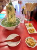 小鉢がうれしい「喜多方の夜に嬉しい一杯　「けいこのぎょうざや」で味わうラーメンと温かな気遣い」