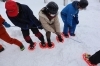かんじきを履いての実習です。「《安全な雪かき講習会》に参加してきました！」