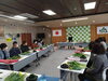 ラッピングについても熱心なみなさん「チューリップの会」