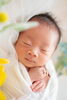 「花束に包まれて…ニューボーンフォトで“はじまり”の瞬間をお祝いします💐」