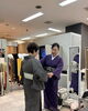 「できる喜びを分かち合う。明るい笑顔で教える梁井明子先生の魅力」