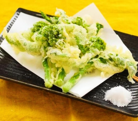 シンプルに天ぷら　お塩でどうぞ「春を運ぶ食材「なばな」新鮮/美味しい/大府市の農産物直売所」