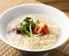 冷やしラーメン「【商品・レシピ紹介🍜🍝】冷やしラーメン／濃厚カルボナーラの作り方【ノンフライ乾麺】」