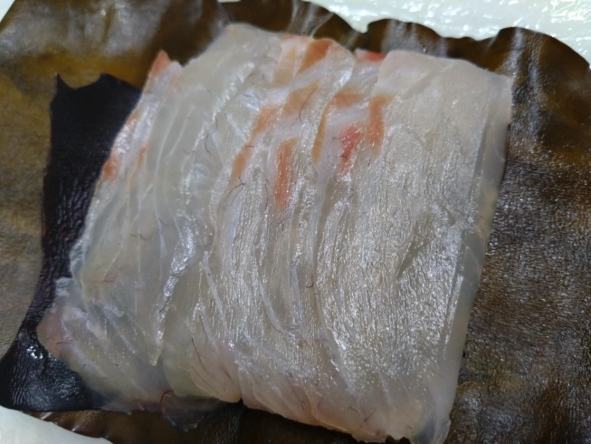 ⭐タイ昆布〆⭐　江戸前の技法、刺身でも美味しい。「寿司和食しん　　〜寿司居酒屋〜」