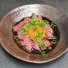 馬肉ユッケ「魚沼市の和食料理店　旬食や　香秀(かしゅう)です　今日は29(ニク)の日、お肉メニューいかがですか！」