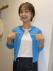 鮮やかな青と白の組み合わせはすっきりとした印象「世界中で愛される「青色」の魅力とコーディネート」