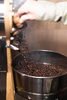 「直火焙煎で引き出す、香りと風味のバランス」