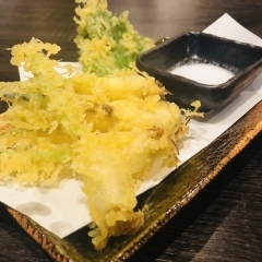 芽子にんにくの天ぷら
