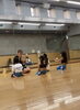 座って、手の練習をしたり、歌を歌ったり「9月の大募集！！子供のタヒチアン！！in小岩」