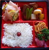 「明日の日替り弁当はゲソ唐揚げ丼」