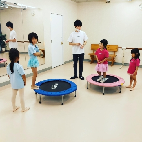 バイリンガル児童館「函南　英語とダンス各種　格安しかも親切丁寧」