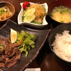 【天神町】アットホームな居酒屋で日替わりランチ！