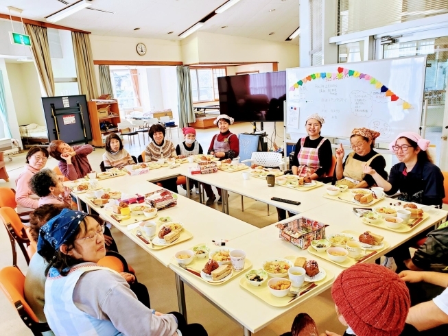 みんなでバレンタインパン作り頑張りました❗「乙女の♥️バレンタインチョコロールパンづくり」