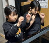 ケンカばかりだけど、連弾って弾けるとめちゃ楽しい！「京都駅ビルのストリートピアノ♪『光のファンタジー』で姉妹が笑顔で仲良し連弾♪【南区＆下京区のピアノ・リトミック・英語リトミック・ベビーリトミック】」