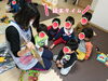 朝の絵本タイムの様子です！「きらきらツリーのできあがり！！【交野市・小規模保育園】」