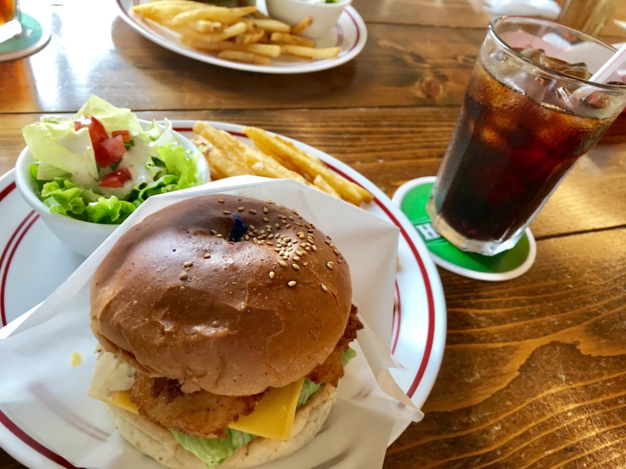 Roller Coast ローラーコースト ボリューム満点手作りハンバーガー 都筑区のおすすめランチ特集 まいぷれ 横浜市都筑区 Roller Coast ローラーコースト ボリューム満点手作りハンバーガー 都筑区のおすすめランチ特集 まいぷれ 横浜市都筑区