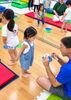 「西八王子で2・3歳のハロウィン英語体験♪親子で楽しむ「英語で体操 GYM TOTS」」