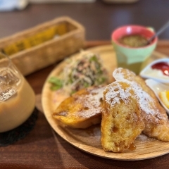 【新居浜市：多喜浜】YuKuRuさんでボリューム満点のフレンチトーストを堪能！