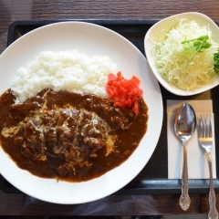 ハンバーグカレー