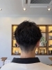 自宅で再現しやすい再現性カット「雰囲気を変えたMENSシャドウパーマ」