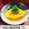 カリカリジャコの梅干し餡掛けのオムライス