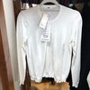 「ユニクロさんの秋冬もの、入荷中〜🎵」