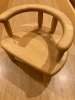 子供椅子　アーム付き「子供椅子　札幌市南区にある無垢材の家具専門店『彩工房畑山』」