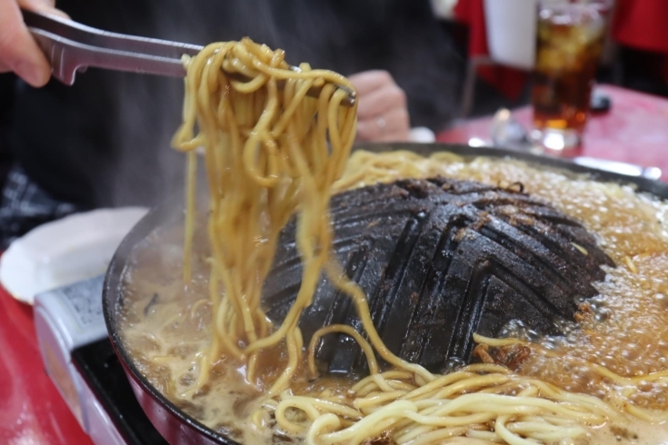 焼肉の〆はラーメンが人気です！「2022年5月の定休日のお知らせ」