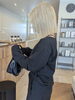 上質なプライベート空間が魅力.「ブリーチ必須のハイトーンボブで、夏らしくイメチェン🪽」