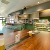 駅から徒歩1分の便利な立地！『COCOTOMA CAFE&BAR』【苫小牧市表町】