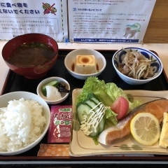 焼き鮭定食