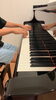 横から撮影し、自分の弾き方を確かめる。「メゾスタッカート　【島根県松江市　音楽教室　ピアノ個人レッスン】」