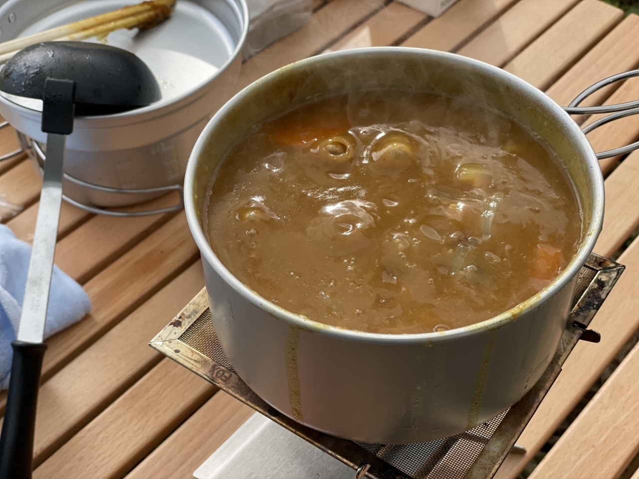 今人気の簡単キャンプ飯には子供も喜ぶ 葛飾名物 旭カレールウ が最高に美味しくておすすめ 潜入 まいぷれ葛飾 編集部が行く まいぷれ 葛飾区 今人気の簡単キャンプ飯には子供も喜ぶ 葛飾名物 旭カレールウ が最高に美味しくておすすめ 潜入 まいぷれ葛飾 編集部が行く まいぷれ 葛飾区