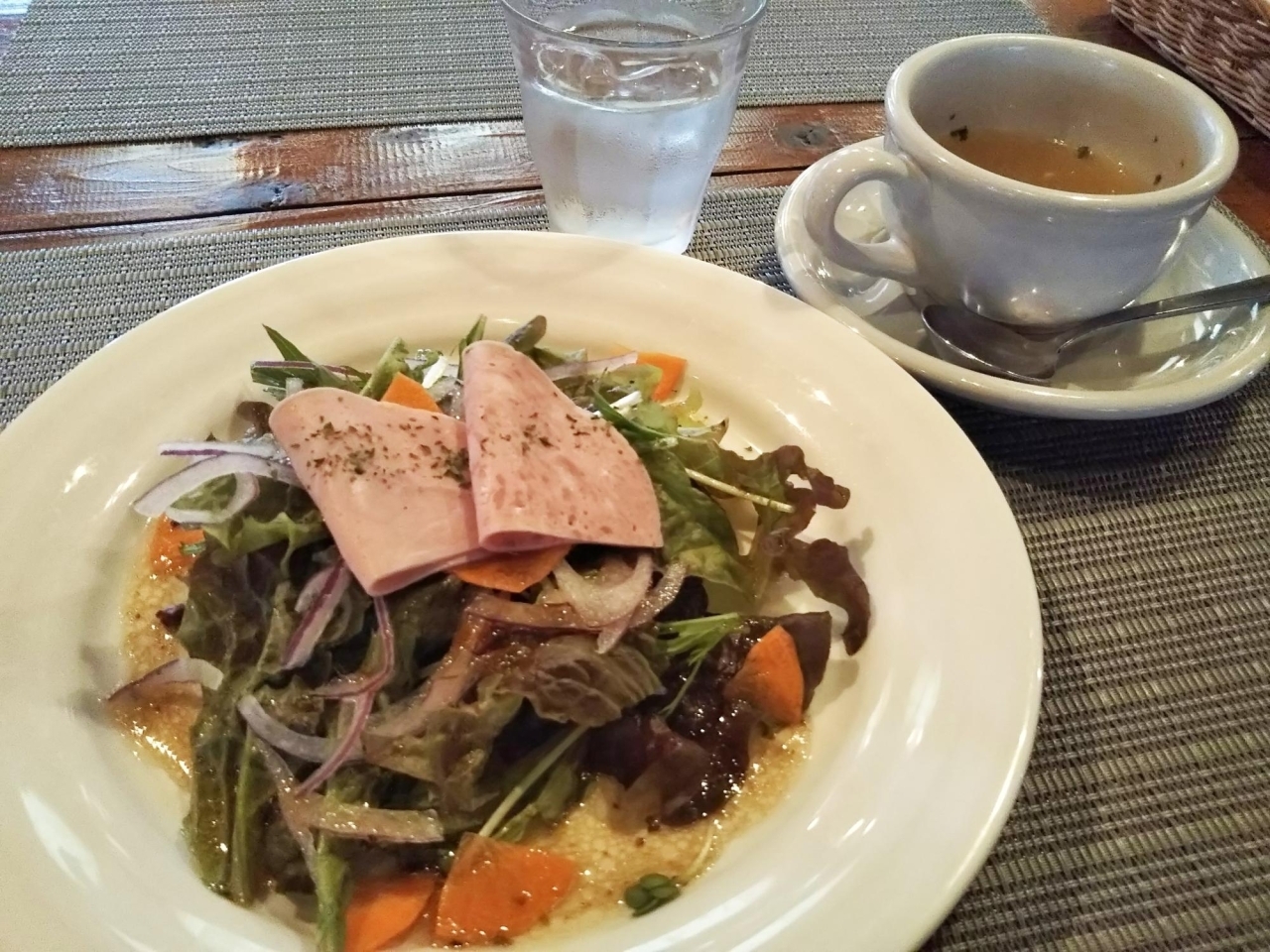 糸島市泊 レストランitoshima いとしま 山小屋風の素敵な洋食店 糸島市のおすすめランチ特集 まいぷれ 糸島市 糸島市泊 レストランitoshima いとしま 山小屋風の素敵な洋食店 糸島市のおすすめランチ特集 まいぷれ 糸島市