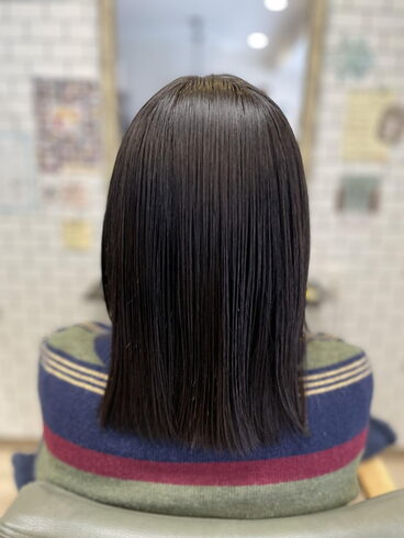 After「梅雨時期に人気のコスメクリームストレート【村上市*癒されたい女性たちのための美容室】」
