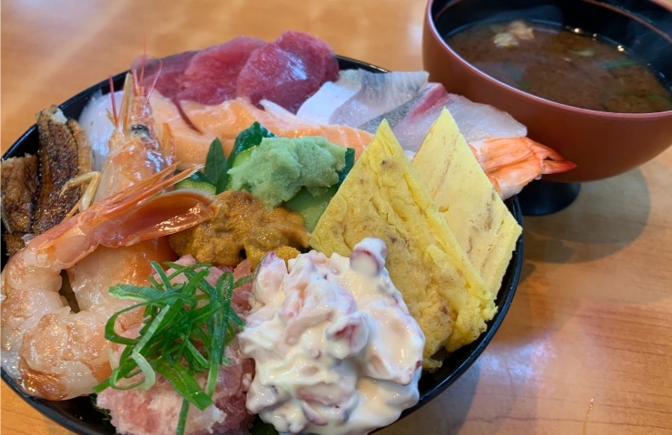 くるくる寿司 伊勢っ子すし 豪華海鮮丼ランチ 伊勢市 まいぷれ伊勢編集部おすすめランチ 伊勢 鳥羽 志摩 まいぷれ 伊勢