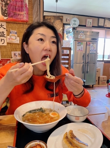 「冷たい坦々麺と冷麺をがんこ亭さんで頂きました！」