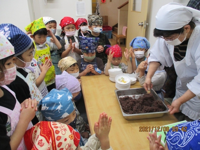 冬もイベント盛りだくさん クリスマス会 もちつきをしました 松山市の認定こども園 児童クラブ 立花こども園 立花こども園のニュース まいぷれ 松山 伊予 東温 松前 砥部