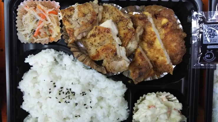 豚ロースのピカタとチキンの塩コショウ焼弁当「桜餅！」