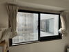 施工前「内窓設置でお部屋のヒヤッと感と結露をやわらげます」