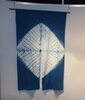 「福島潟が素材です！染め物、手芸品、鳥の彫刻など福島潟で活動する市民団体のみなさんの作品を展示します」