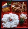 「明日の日替り弁当はヒラス丼」