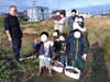 お芋掘りの一コマ「事業拡大により児童発達支援管理責任者（児発管）の急募！【札幌市北区デイサービスこぱんはうすさくら札幌太平教室】」