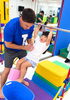 「西八王子で2・3歳のハロウィン英語体験♪親子で楽しむ「英語で体操 GYM TOTS」」