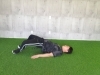 足を開いたまま、お尻を上げる「1分間シリーズ！！ ヒップエクササイズ【Hip Thrust+External Rotation】」