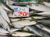 「舞鶴産ボイル白イカ1パック400円＆生さば特価1匹250円（税込）」