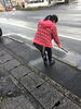 ゴミ拾い風景「お天道様もご一緒に❗」