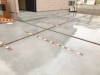 「ピンコロ花壇が目をひくアプローチ✧住まいるガーデン」