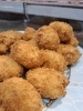 似てるけど｢イカメンチ｣「人気揚げ物ベスト3！肉メンチ・イカメンチ・若鶏半身揚げ」